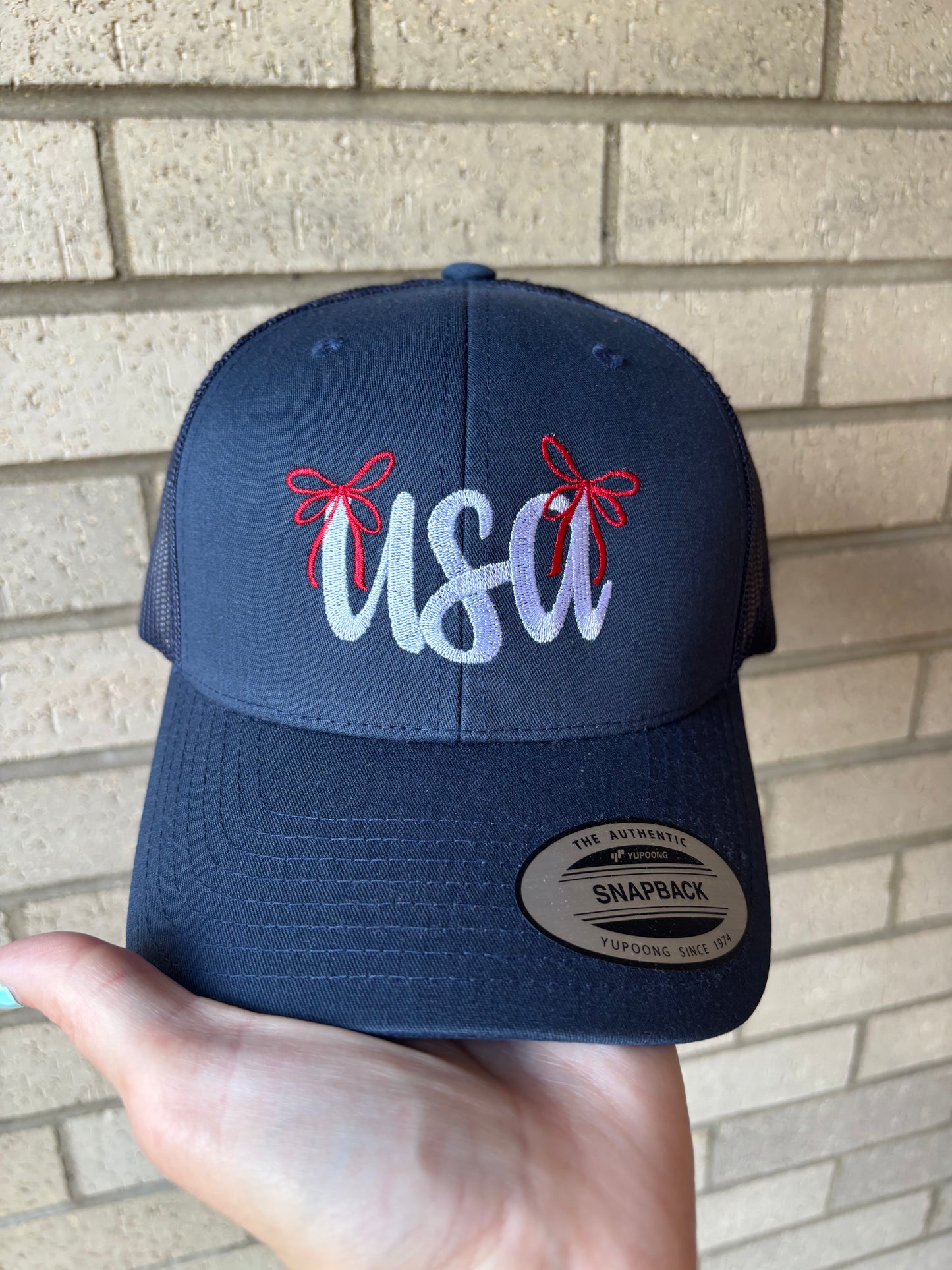 USA with bows